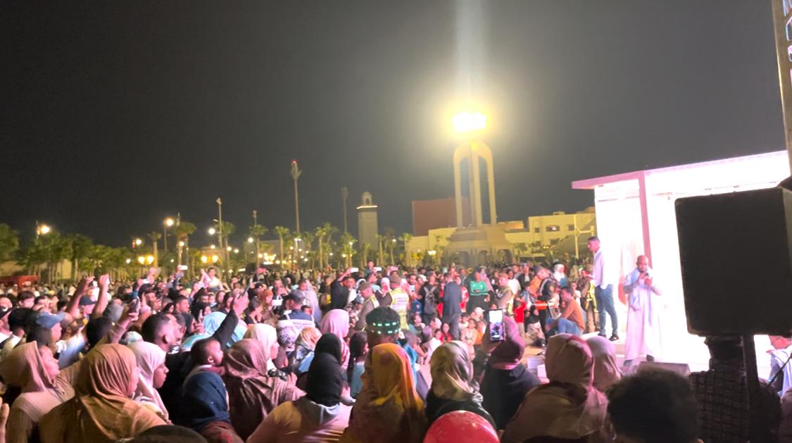 العيون..اختتام أيام المعرض الثقافي للصور التاريخية