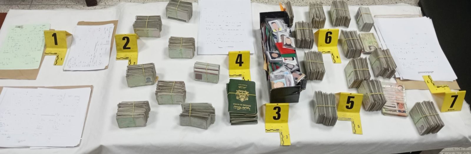 طنجة.. الأمن يعتقل شخصا بتهمة النصب والاحتيال والتزوير