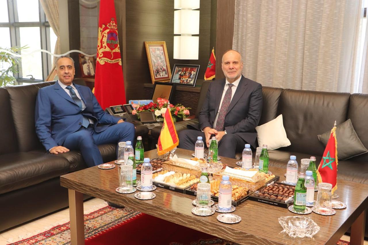 منافسات كأس العالم 2030 أحد محاور اللقاء الذي جمع عبد اللطيف الحموشي بمسؤول من الحرس المدني الإسباني