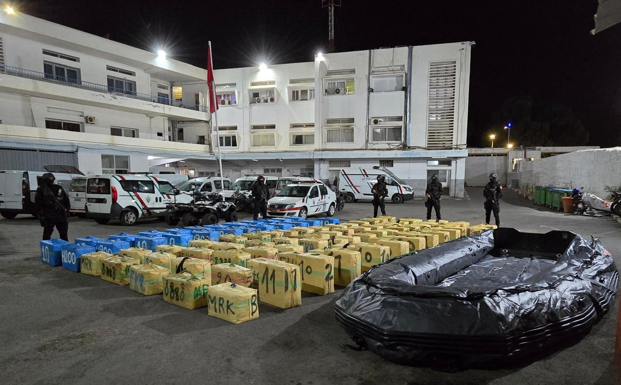 حجز أربعة اطنان من مخدر الشيرا بضيعة فلاحية بأولاد تايمة