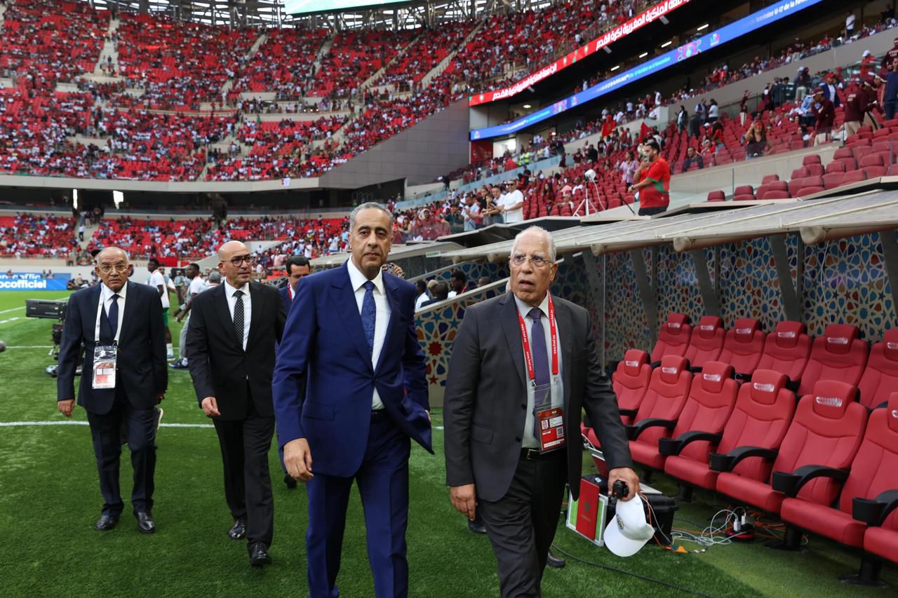 الرباط.. عبد اللطيف حموشي في زيارة تفقدية لملعب الأمير مولاي عبد الله قبل مباراة المغرب والنيجر