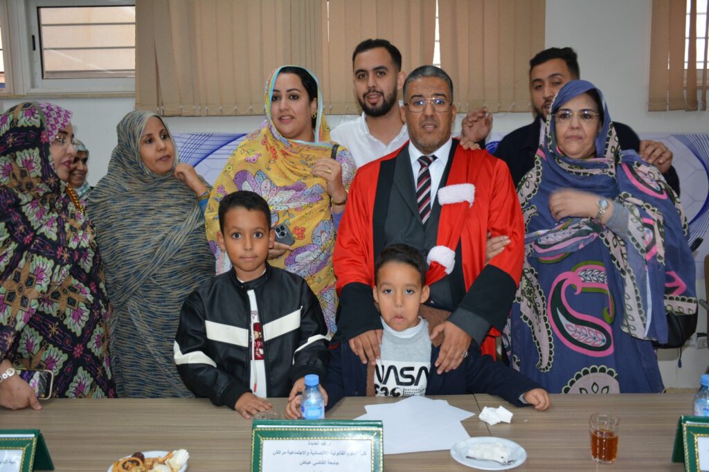 تهنئة للباحث بوسيف دنفور بمناسبة مناقشته لأطروحة دكتوراه 