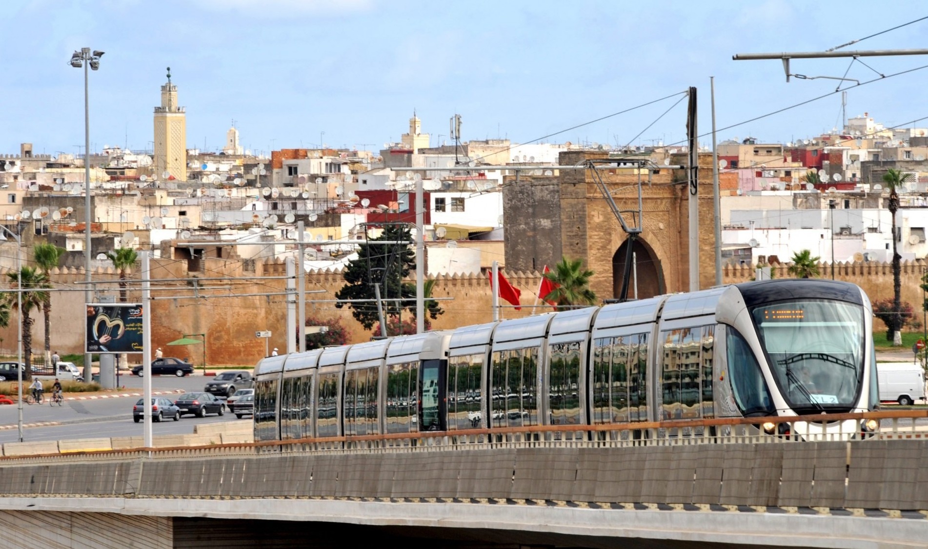 قبل مباراة المغرب والكاميرون.. ترامواي الرباط-سلا يعلن تسهيلات استثنائية للجماهير المغربية