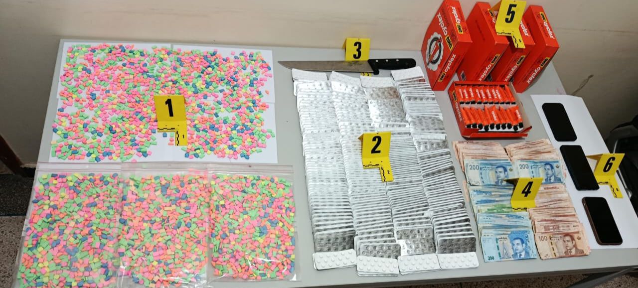 حجز 12 الف قرص مخدر وتوقيف ثلاثة أشخاص بمدينة بيوكرى