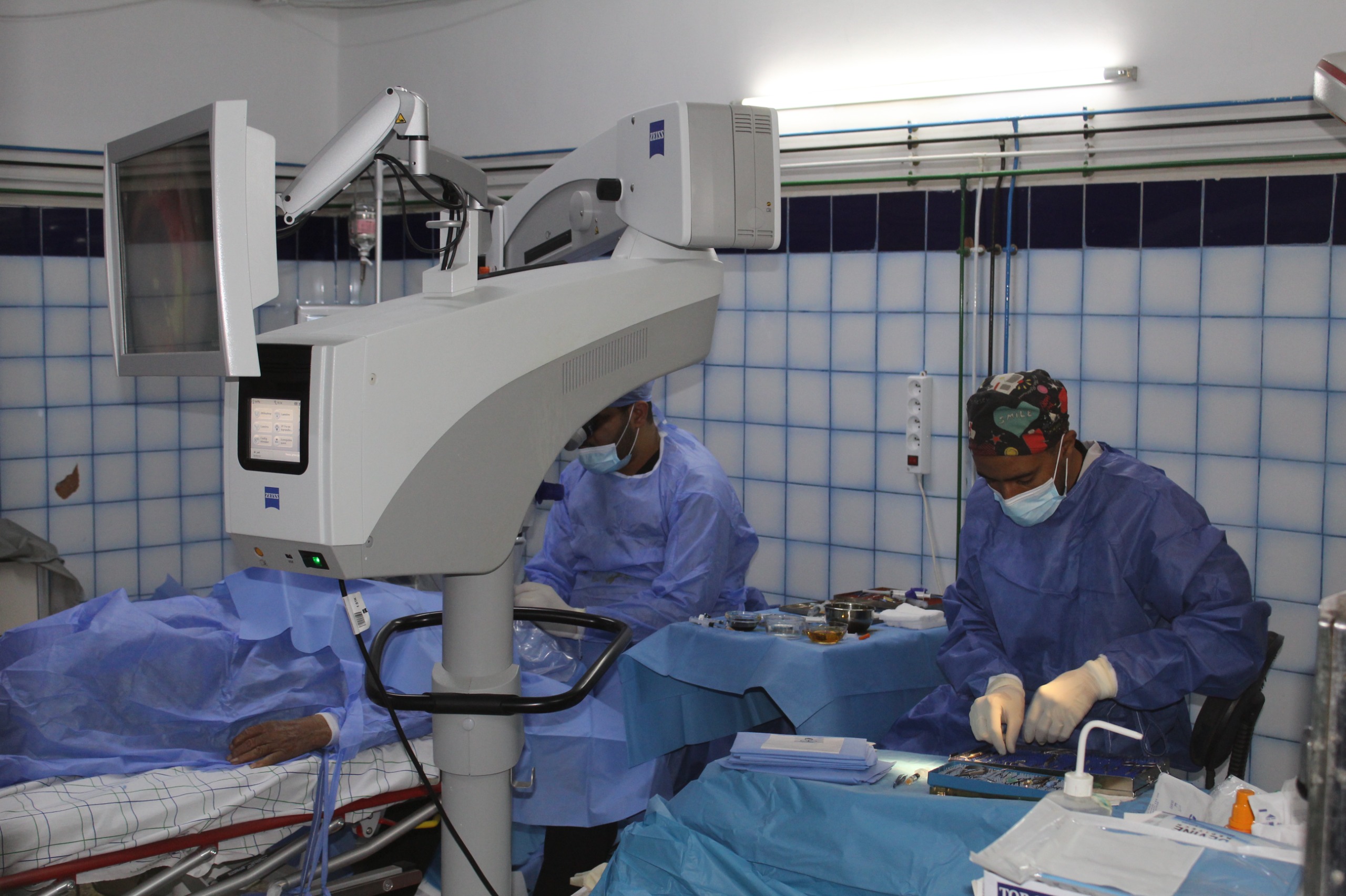 على مــدى يــومين.. مستشفى بوكافر يُجري 61 عملية جراحية لإزالـــة المياه البيضاء