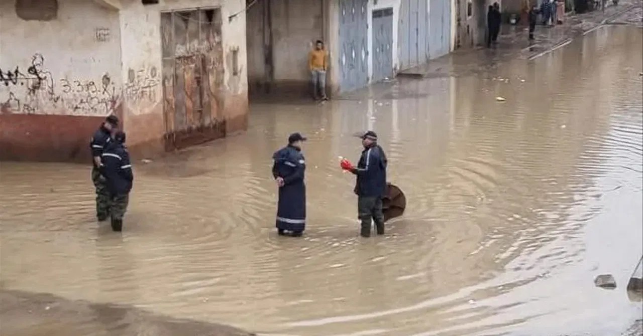 مديرية الأمن تنفي تسجيل حالات للسرقة والنهب بالمناطق المتضررة من الفيضانات بالقصر الكبير