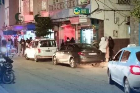 سطو بالنقاب على وكالة لتحويل الأموال يهزّ شفشاون.. استنفار أمني بعد فرار المشتبه فيه