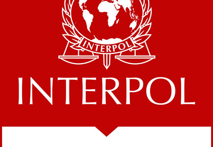 أكادير: توقيف مواطن سينغالي مطلوب للعدالة الدولية بتهمة القتل العمد وإخفاء مسروق