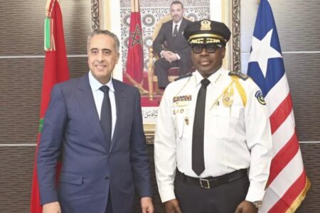 المدير العام للأمن الوطني يستقبل مسؤولين أمنيين من ليبيريا وأندونيسيا لتعزيز التعاون الأمني