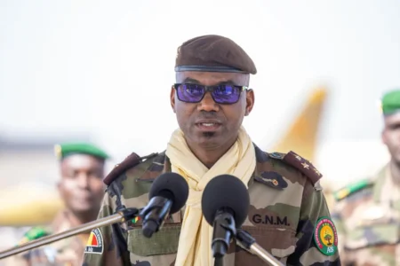 اغتيال وزير الدفاع المالي في هجوم نوعي يهز النظام العسكري