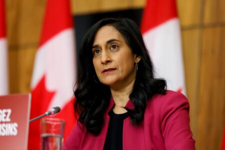 كندا تعلن دعم مخطط الحكم الذاتي المغربي كأساس لحل نزاع الصحراء