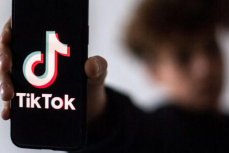 حين تتحول الوطنية إلى غطاء للسب والتهديد داخل تيك توك