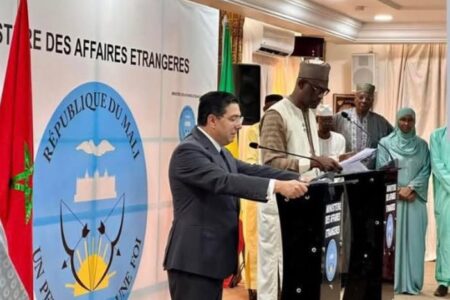 الصحراء المغربية.. جمهورية مالي تعلن سحب اعترافها بـ “الجمهورية الصحراوية” المزعومة