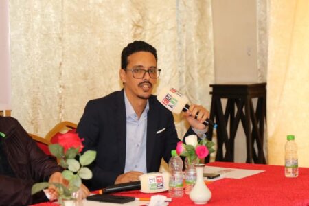 احتقان إعلامي بالعيون.. ناشرو الصحف يدقون ناقوس الخطر ويحذرون من انهيار القطاع