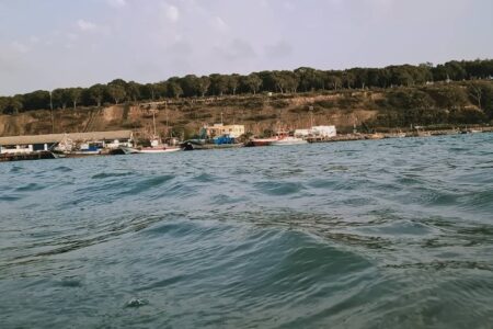 ميناء مهدية: اعتداء يوقظ جراح الماضي ويعيد فتح رسالة الإنذار المنسية